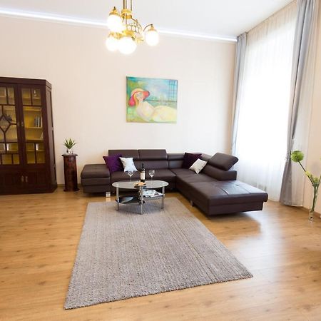 Elegant Apartment With Buda Castle View Budapest Ngoại thất bức ảnh