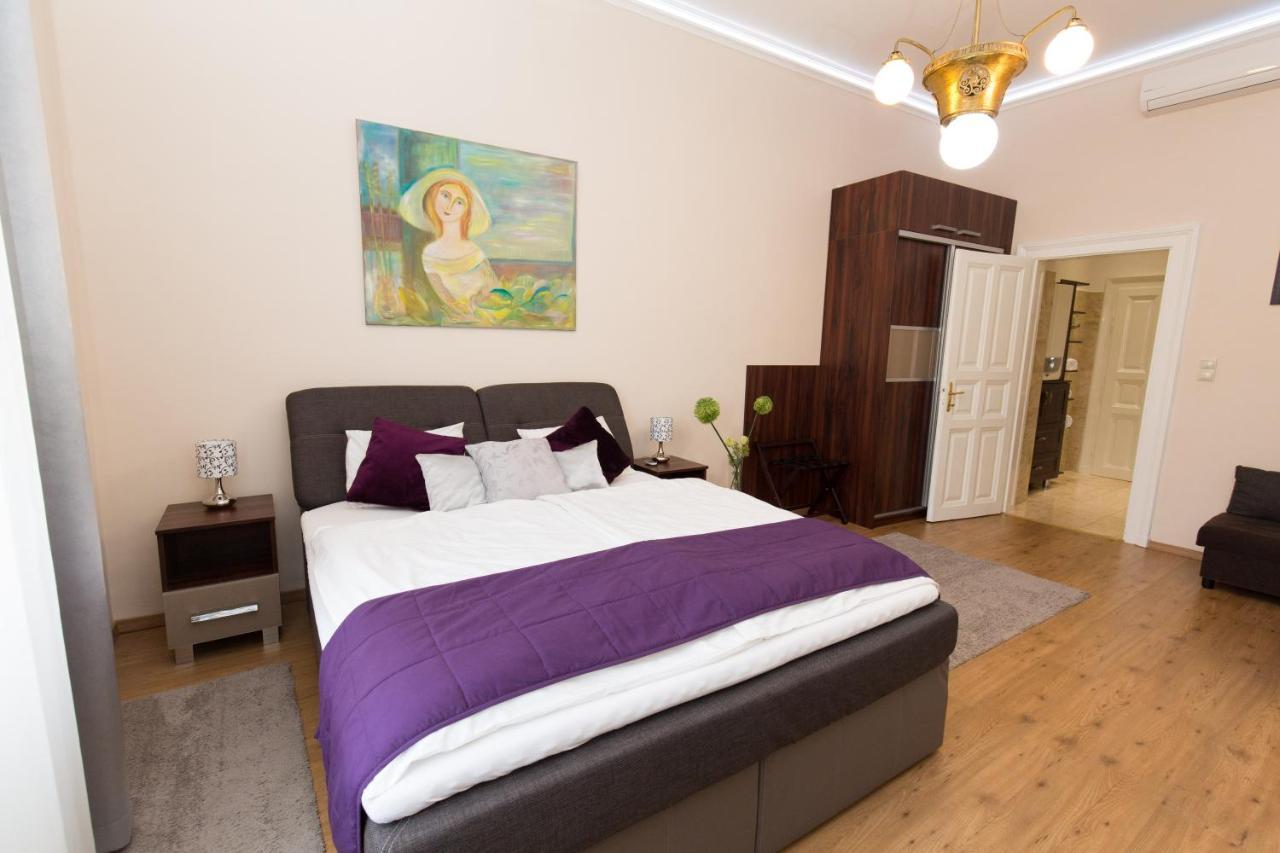 Elegant Apartment With Buda Castle View Budapest Ngoại thất bức ảnh